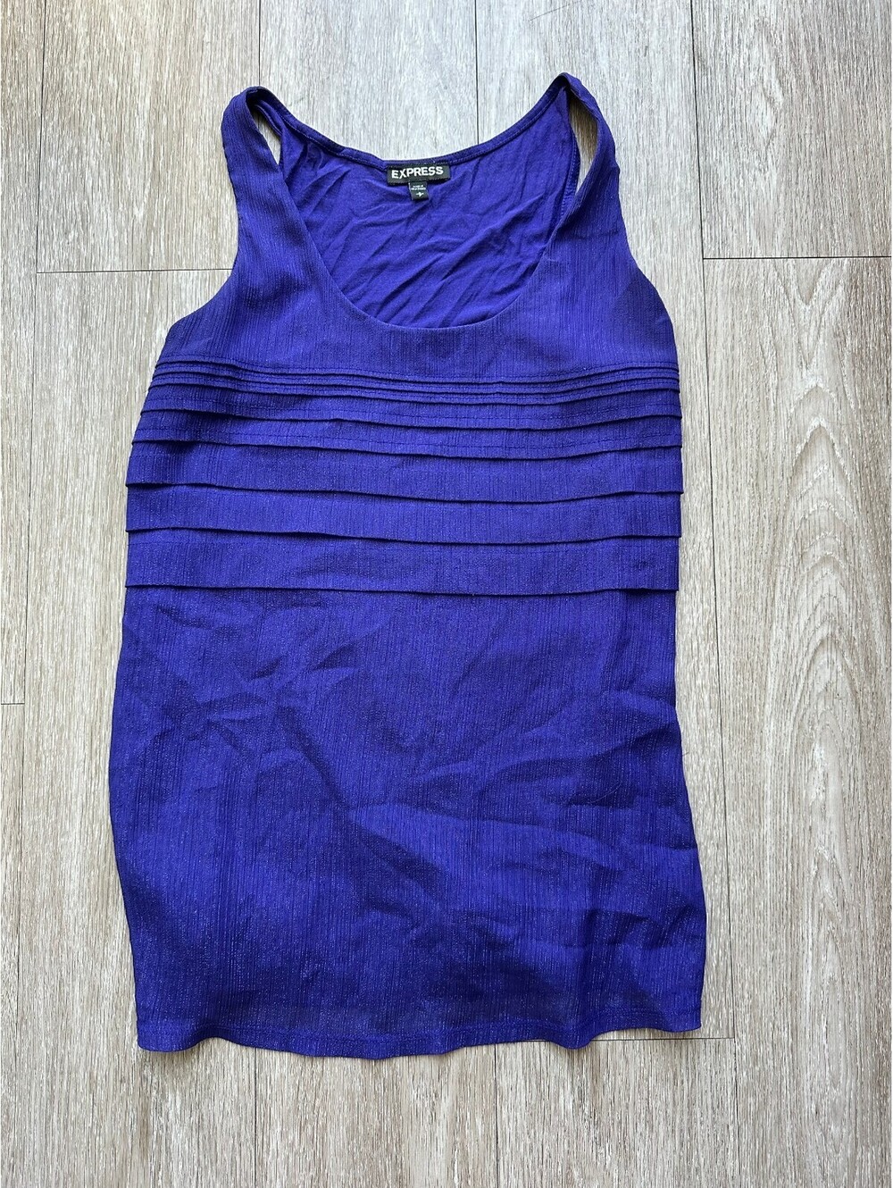Express Women's purple sleeveless top